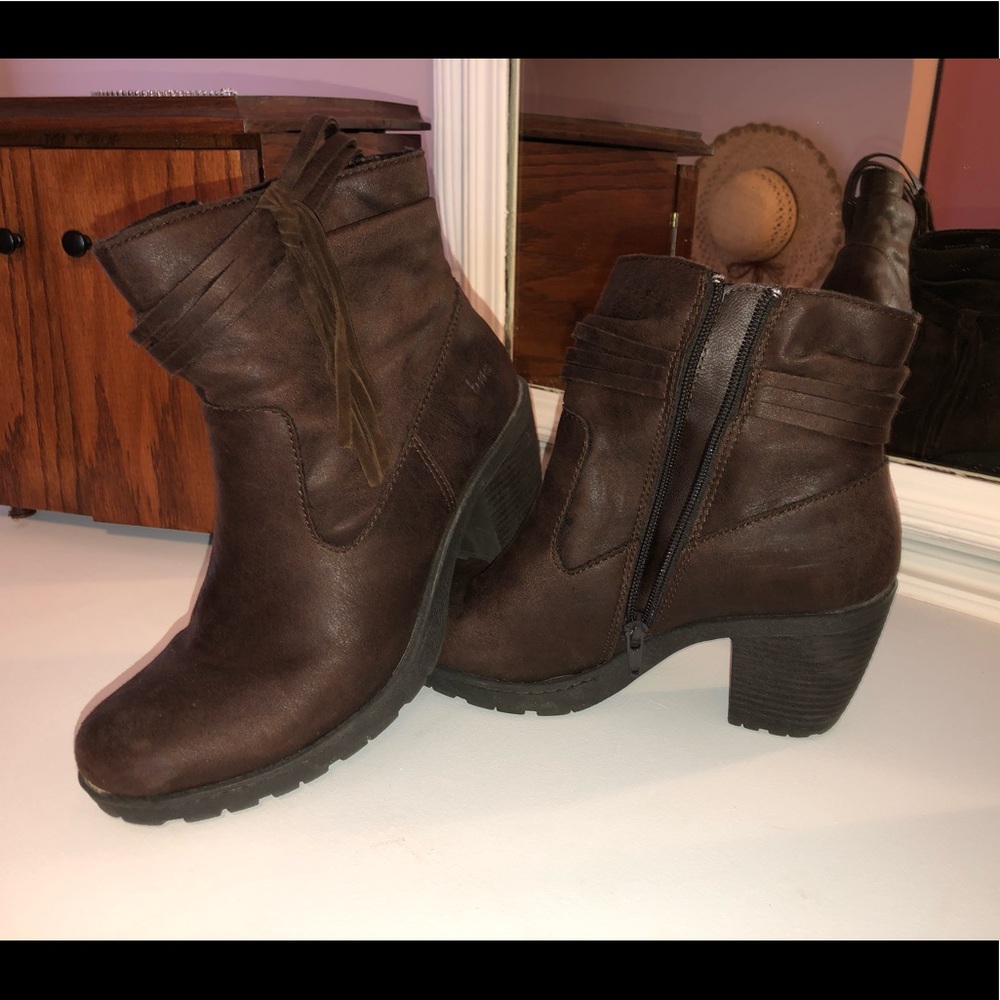 Born brown booties